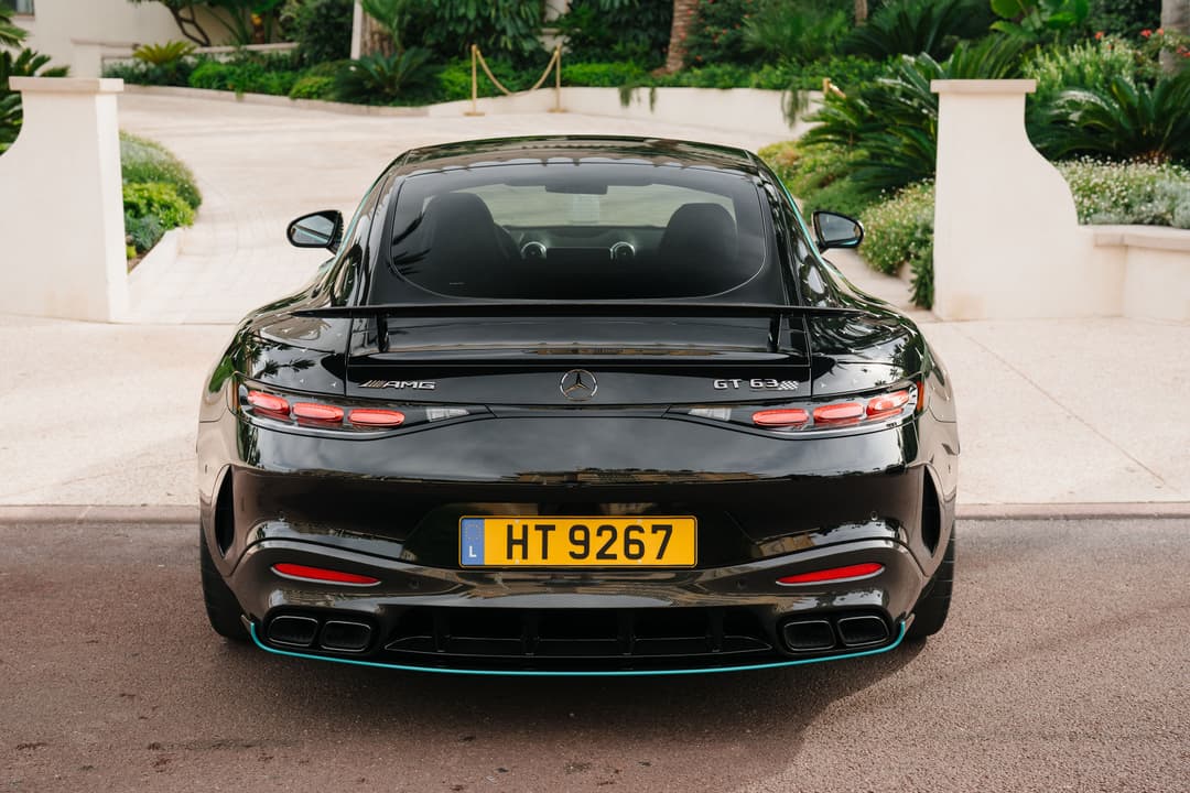 Mercedes-Benz AMG GT 63 PRO Petronas F1 Limited Edition 1-200