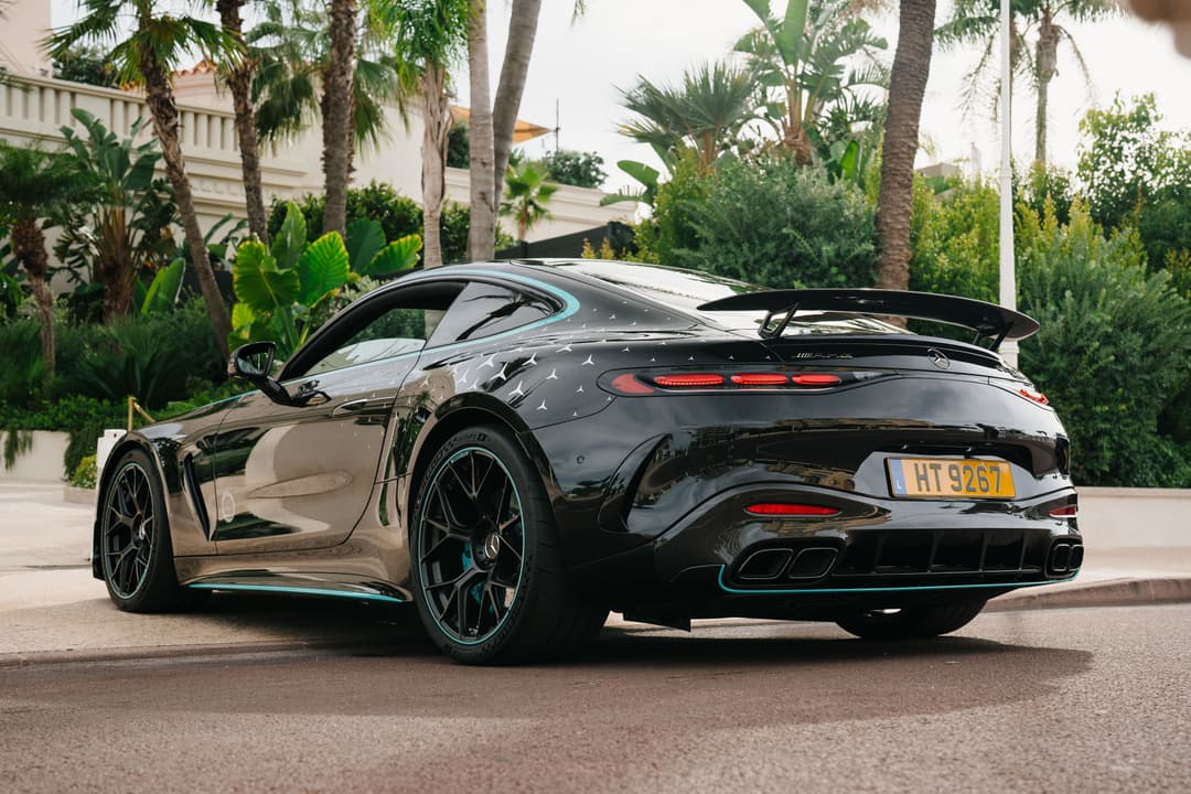 Mercedes-Benz AMG GT 63 PRO Petronas F1 Limited Edition 1-200