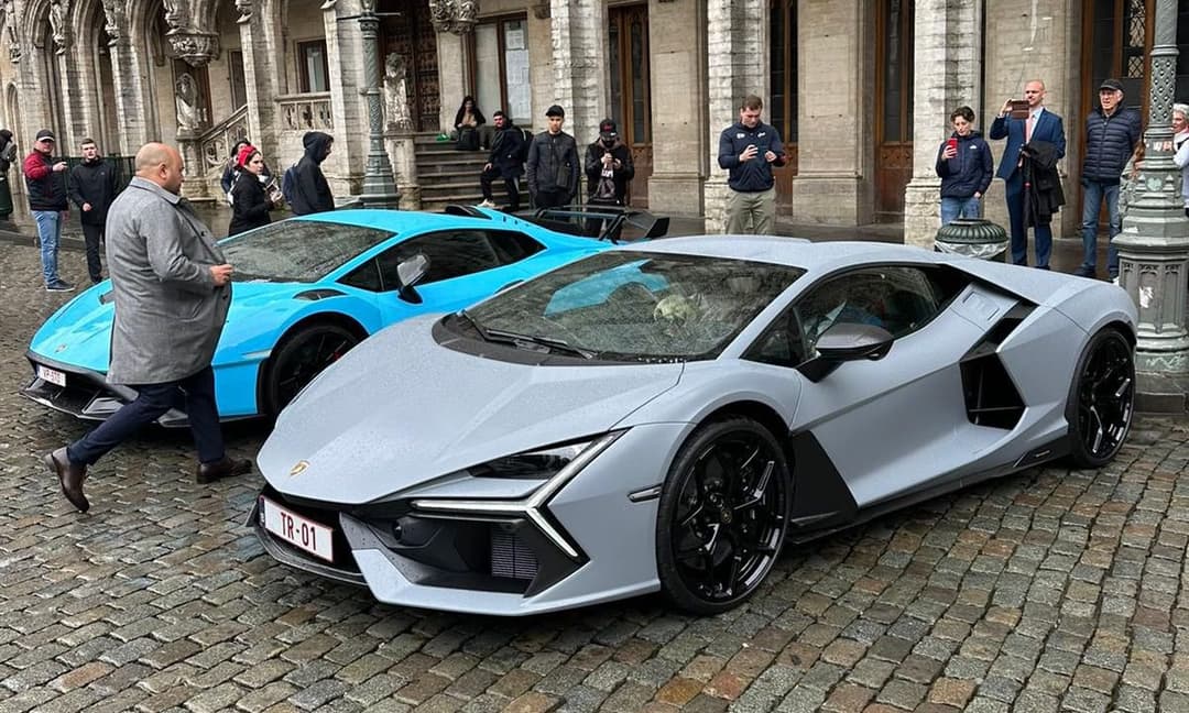Lamborghini Revuelto