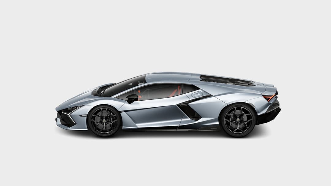 Lamborghini Revuelto