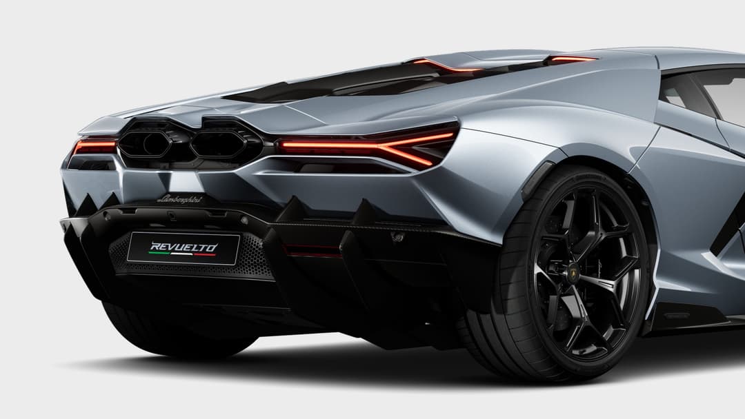 Lamborghini Revuelto