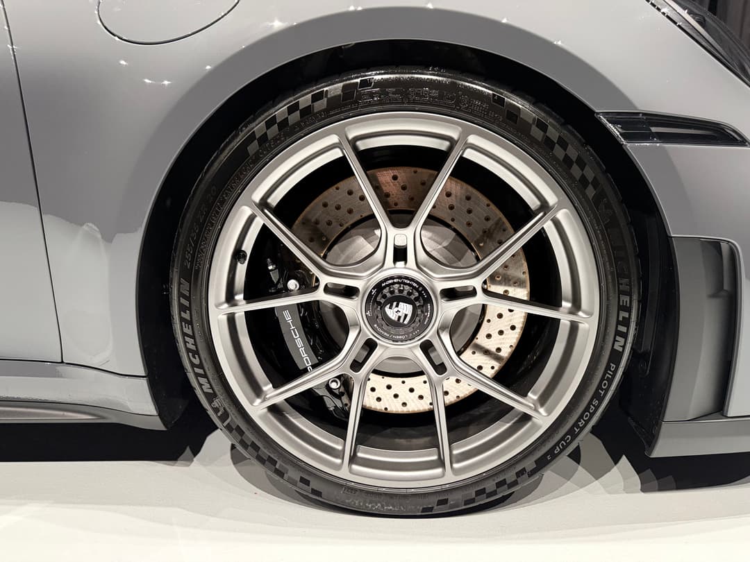 Porsche 911 GT3 Touring (992.2) Lightweight Package