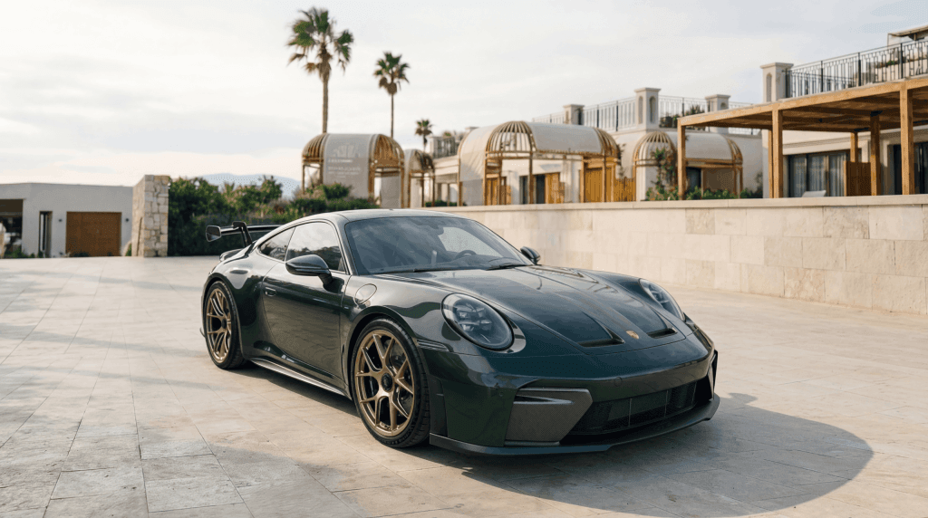 Porsche 911 GT3 Weissach Package