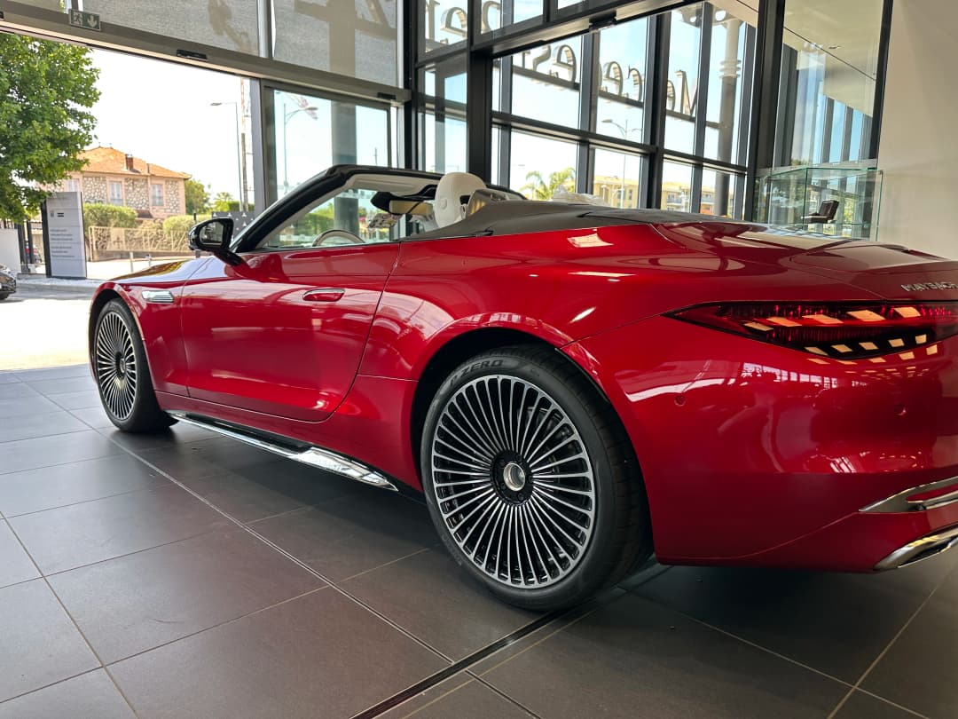 Mercedes-Benz Maybach SL 680 Monogram Series